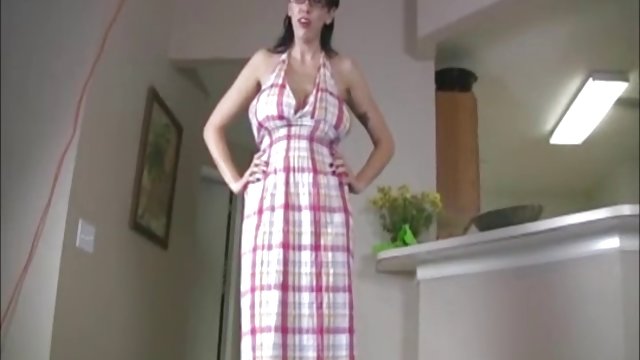 همسر سکس چت داغ لعنتی در لباس عروسی