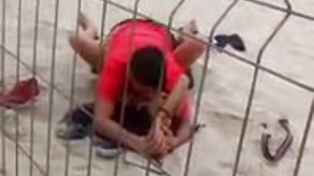 دو عضو برهنه سکس خفن داغ روی صورتش